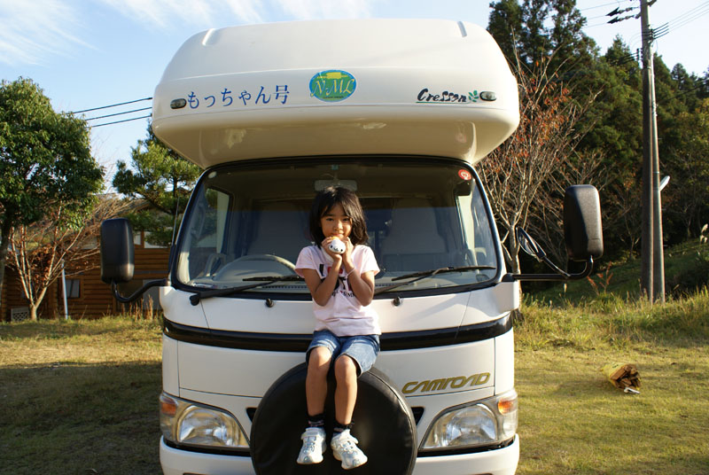 吉野山キャンプ場　キャンピングカー