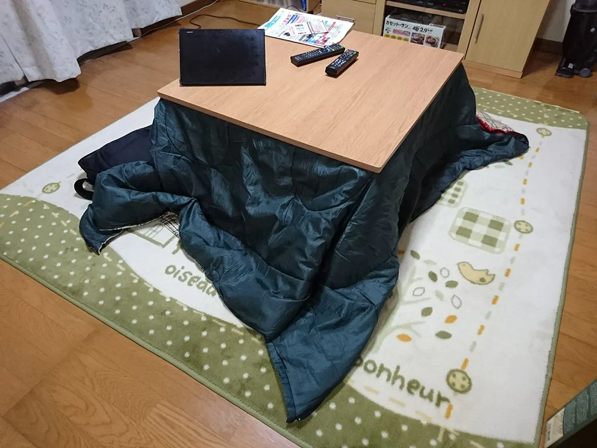 コタツとシュラフ
