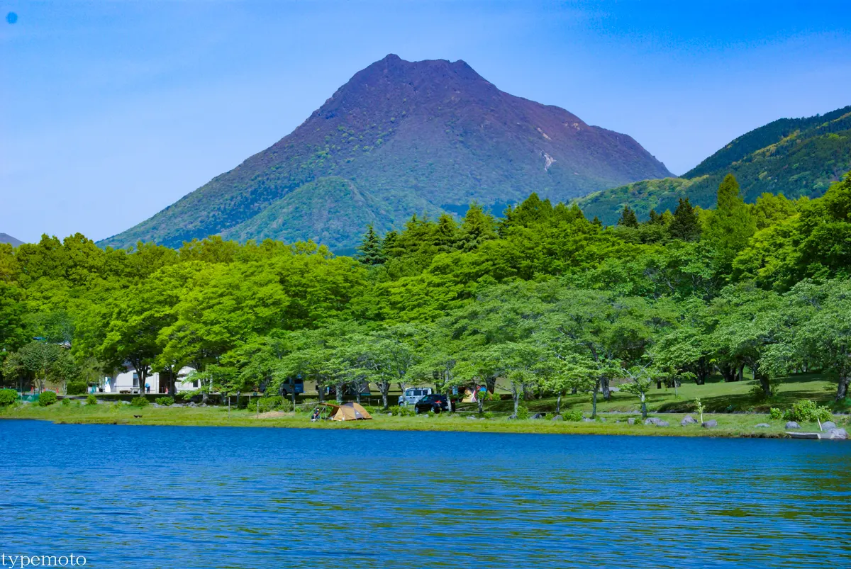志高湖キャンプ場　由布岳