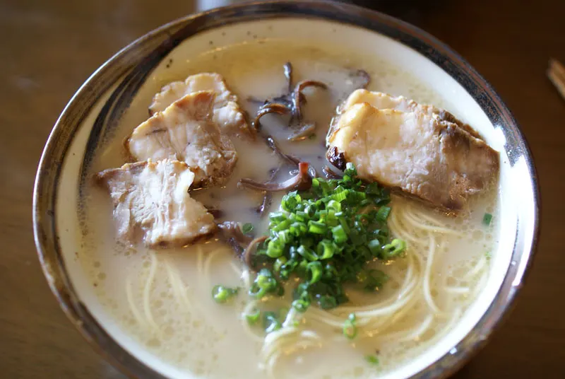 豚足ラーメン